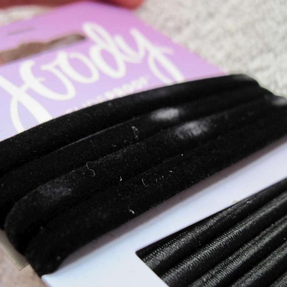 Goody Velvet Secure Elastic Hair Band Ponytailers - Picture 2 of 13